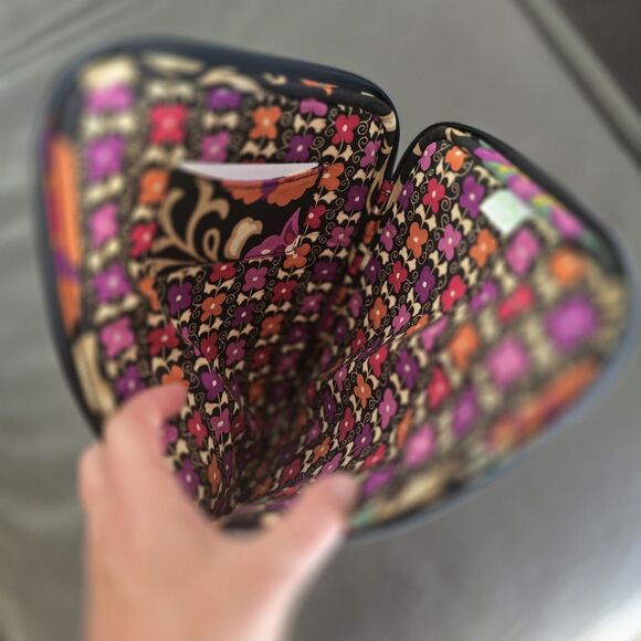 Retired Vera Bradley Tablet Bag Zip Case Sleeve 14" X 11" Quilted - Picture 4 of 7